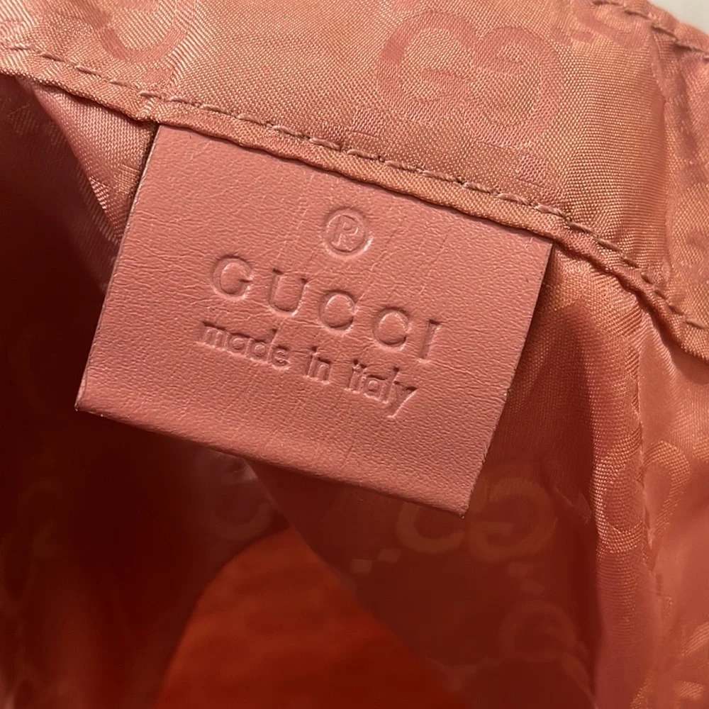 Sold‼️‼️GUCCI
Nylon Monogram Teddy Bear Folding Tote Pink💓 - Picture 15 of 17